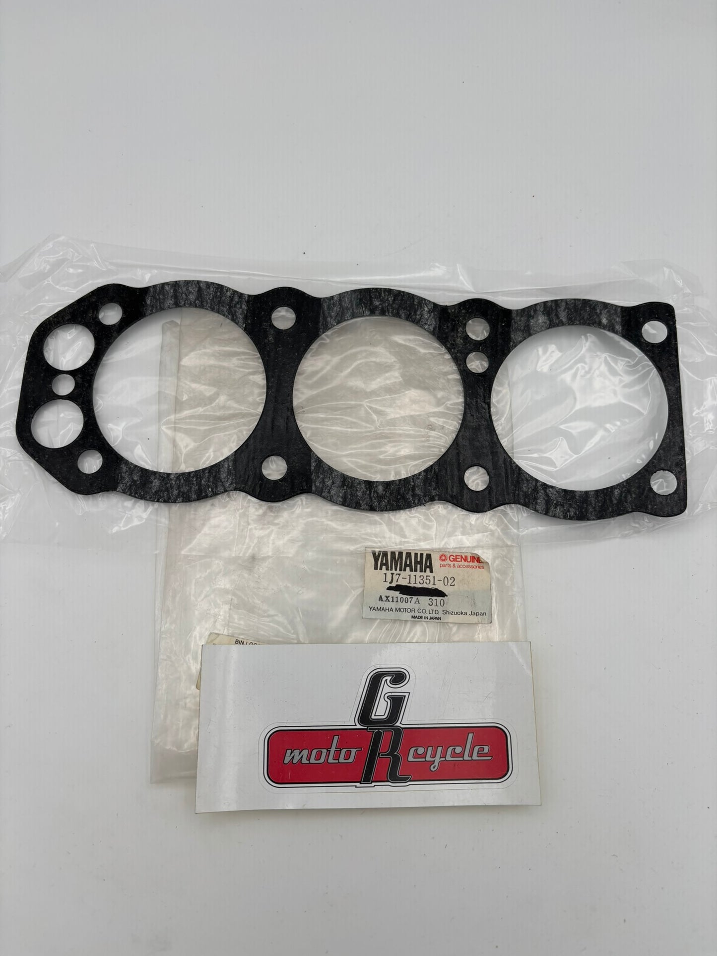 YAMAHA CYLINDER BASE GASKET 1J7-11351-02-00 Y6