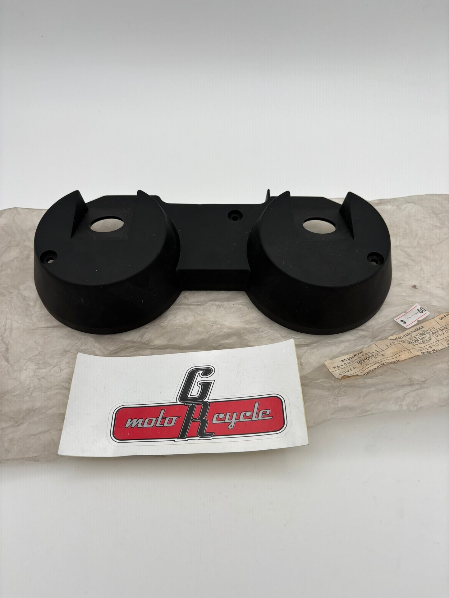 YAMAHA METER COVER 12R-83579-00-00 Y7