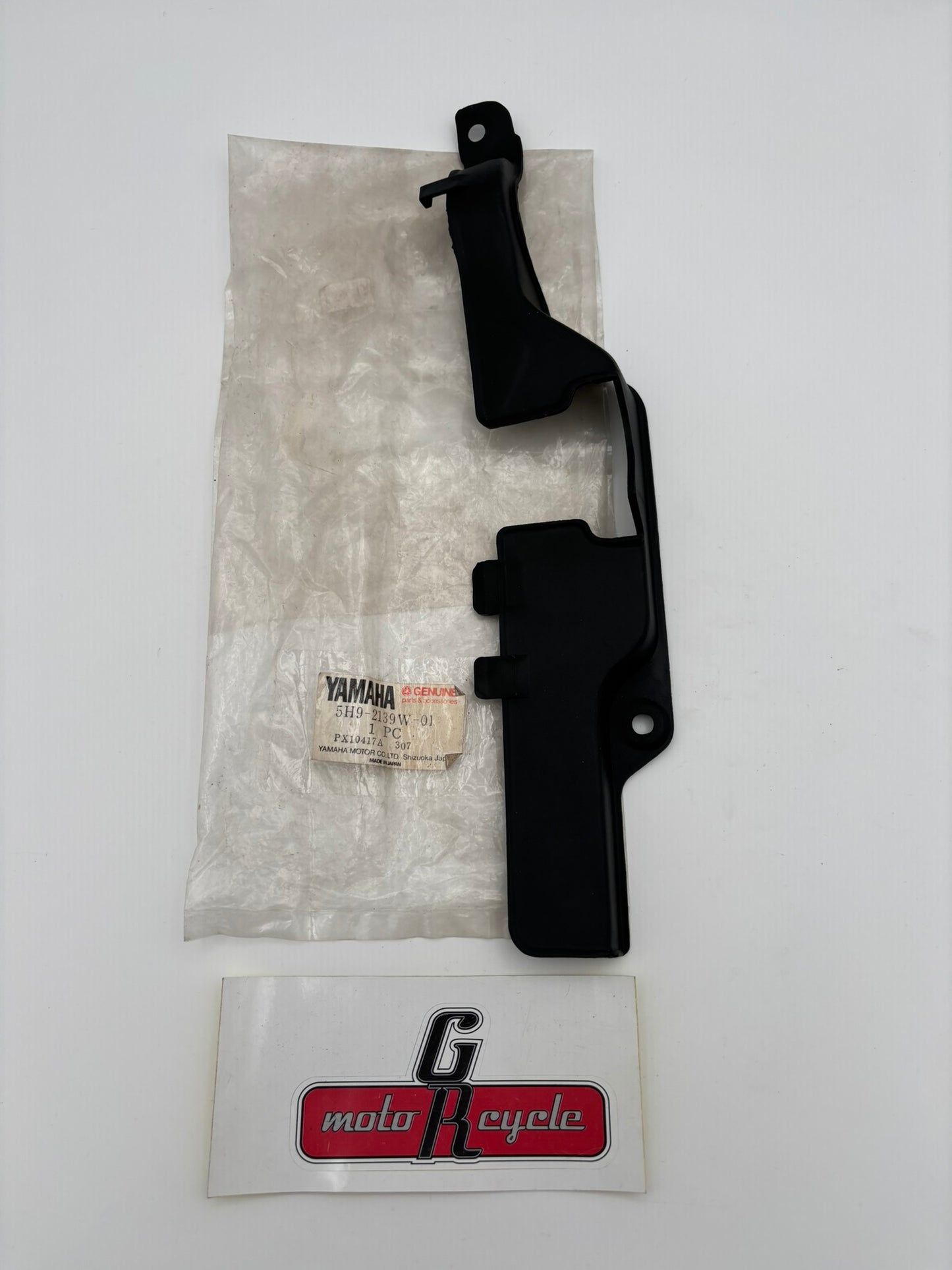 YAMAHA COVER 5H9-2139W-01-00 Y7
