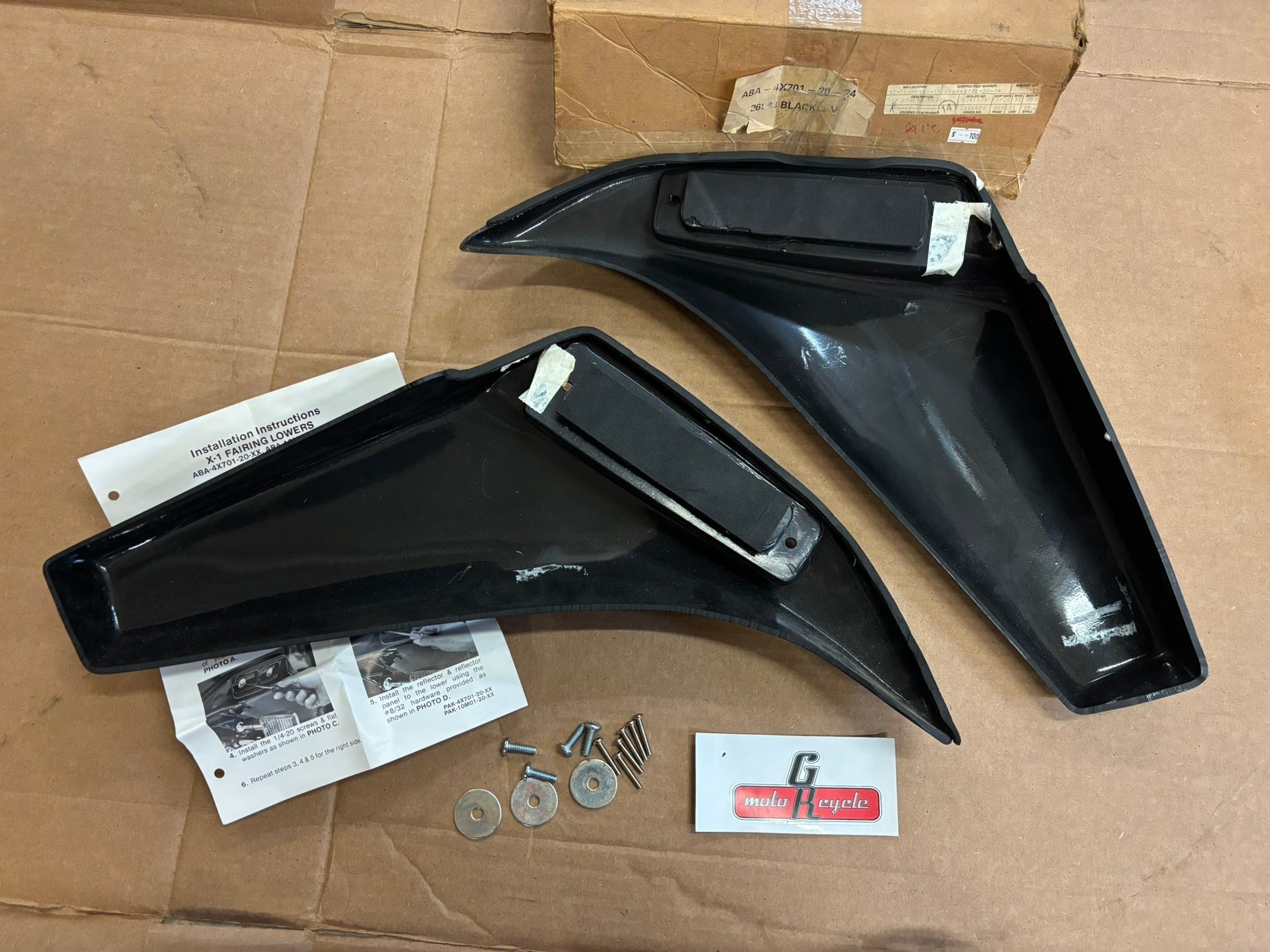YAMAHA LOWER FAIRING SIDE COVER BLACK ABA-4X701-20-24 YBOX