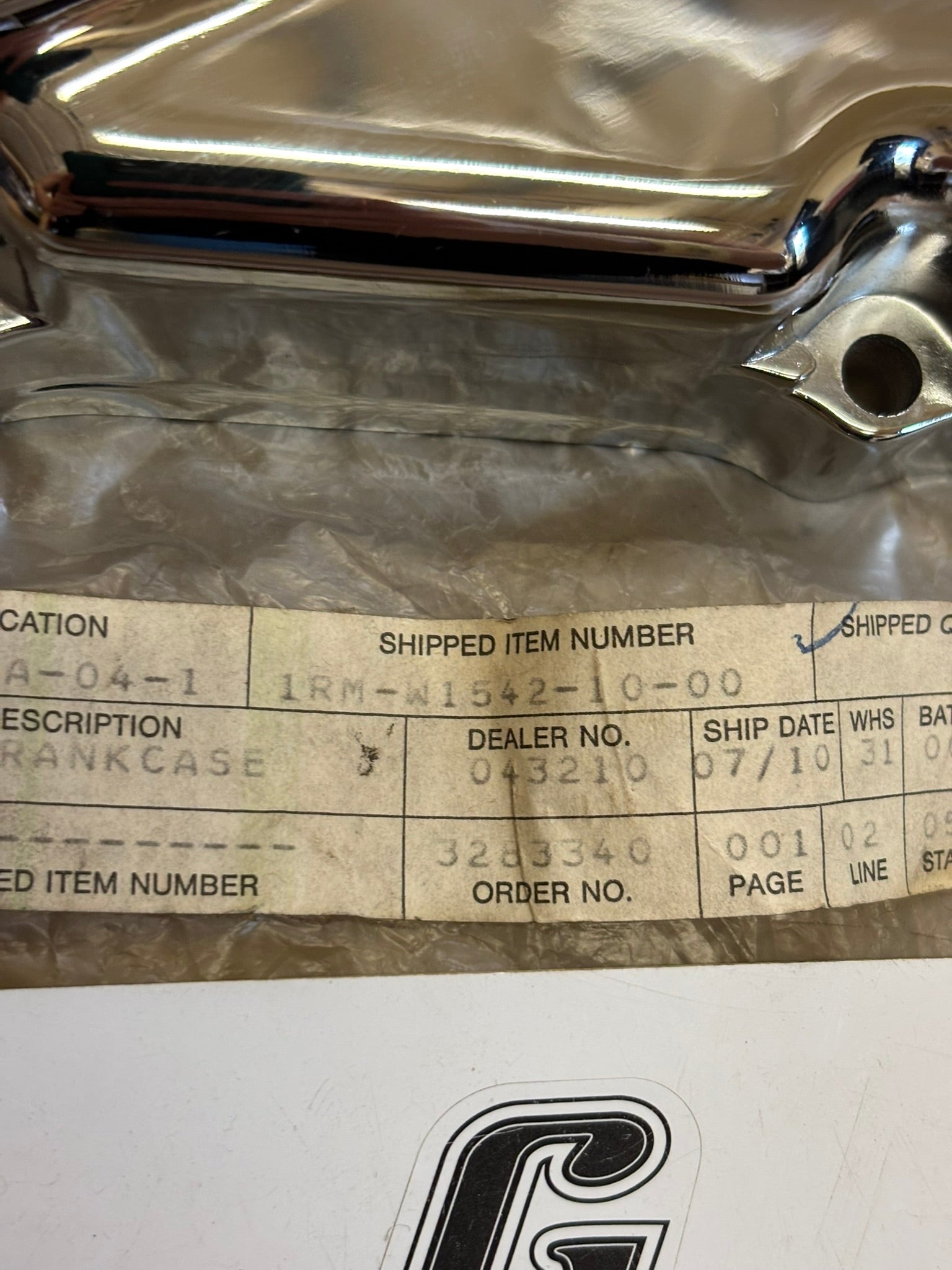 YAMAHA CRANKCASE COVER 3 (SUB 1RM-W1542-11-00 ) 1RM-W1542-10-00 Y11