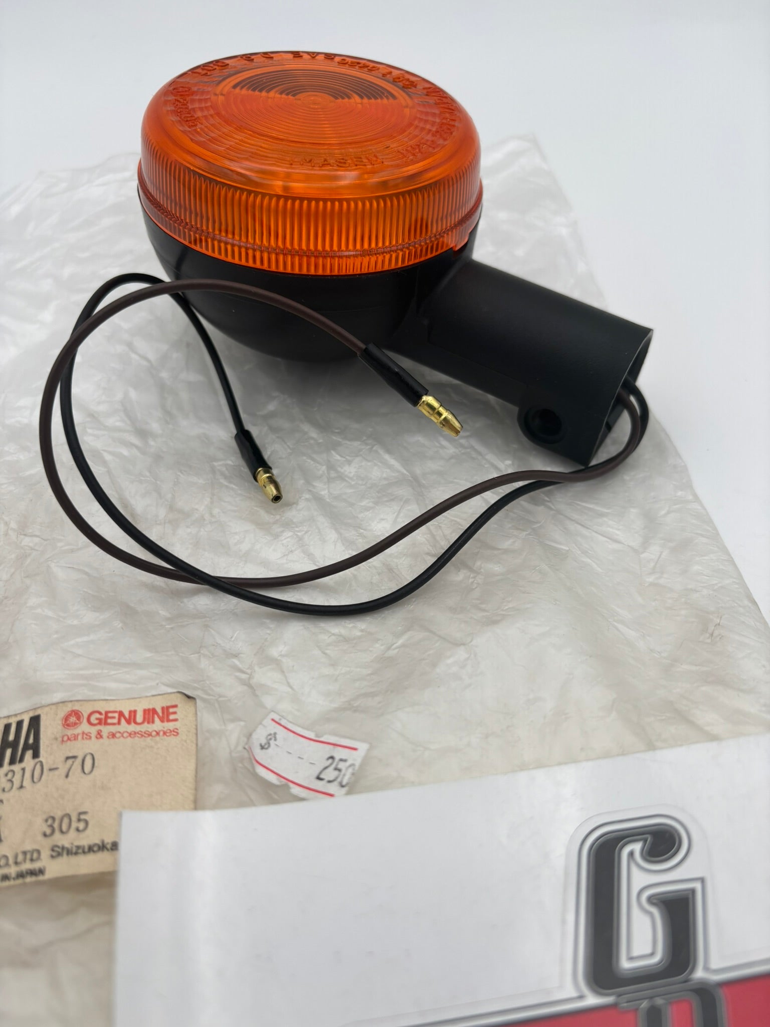 YAMAHA REAR FLASHER LIGHT 1 (SUB 29L-83330-70-00 ) 29L-83310-70-00 Y12