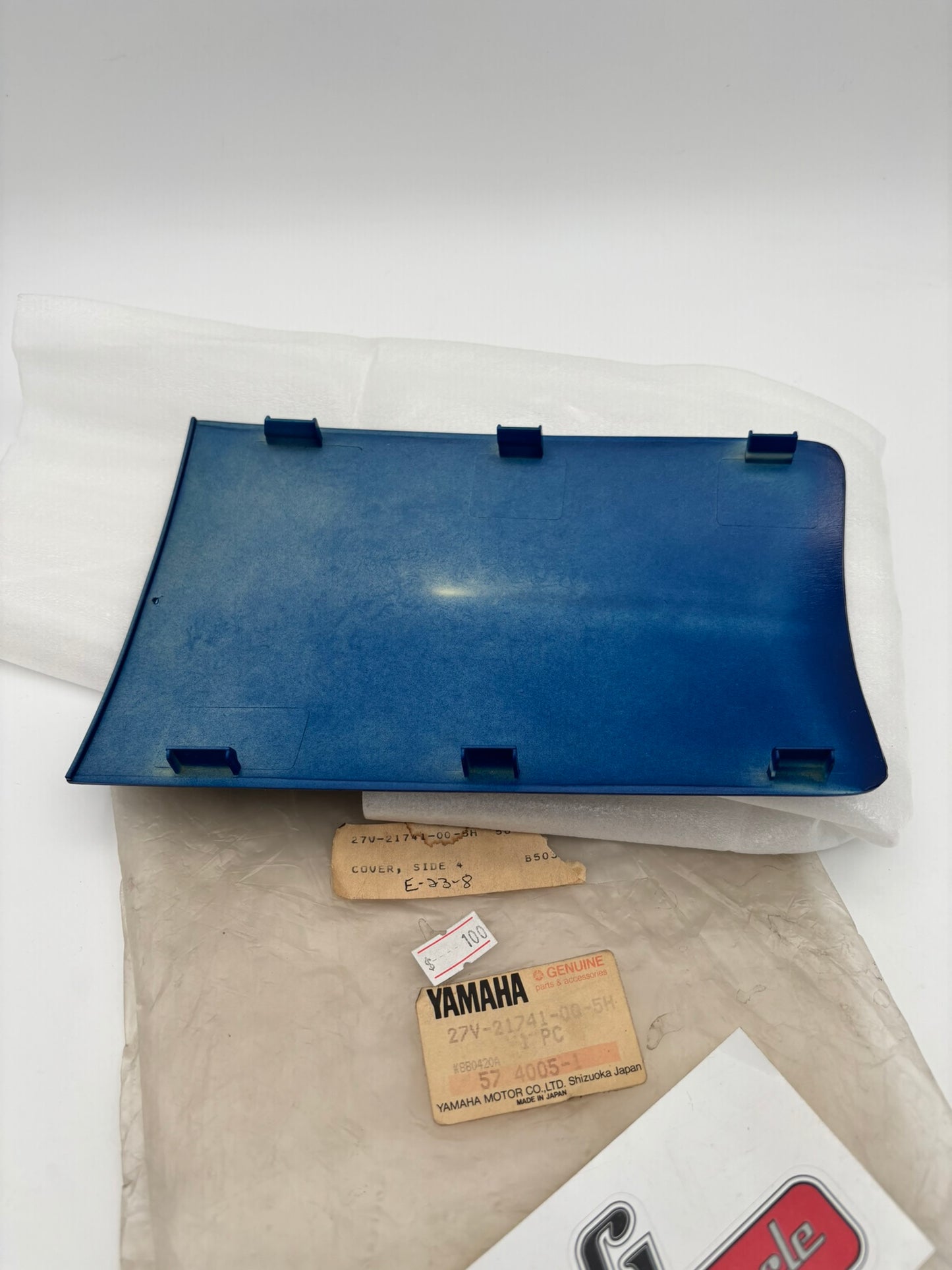 YAMAHA SIDE COVER 4 27V-21741-00-5H Y12