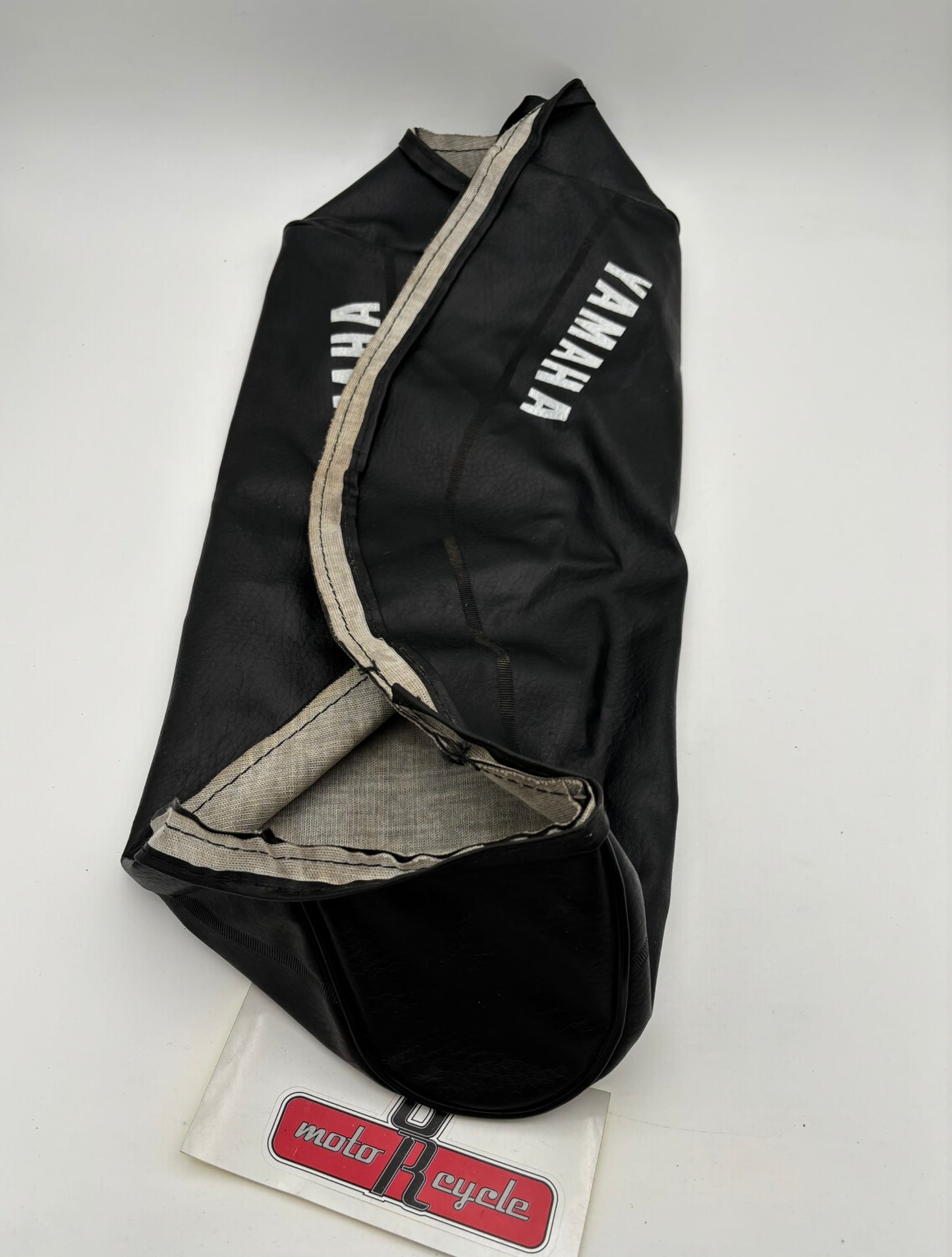 YAMAHA SINGLE SEAT COVER 5H9-24711-00-00 Y12
