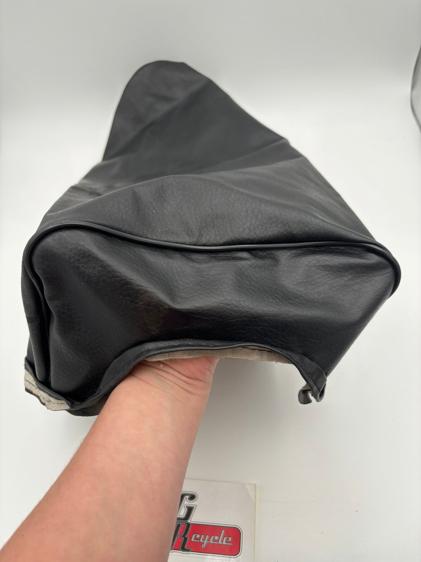 YAMAHA SINGLE SEAT COVER 5H9-24711-00-00 Y12