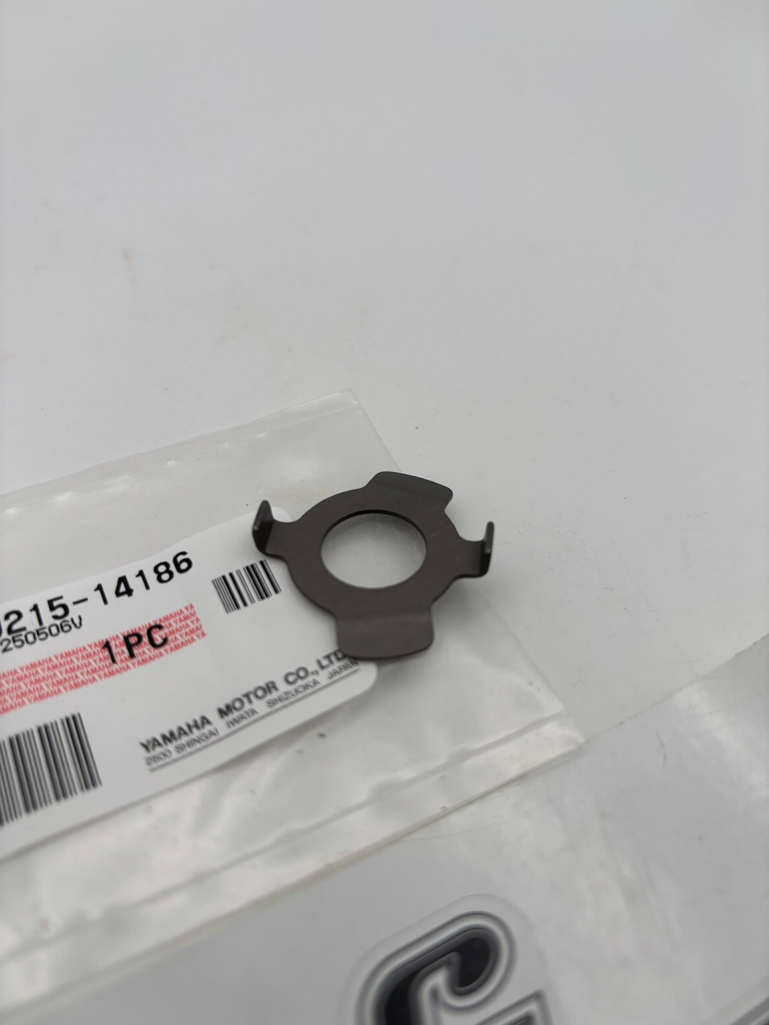 YAMAHA LOCK WASHER (SUB 90215-14224-00 ) 90215-14186-00 Y70