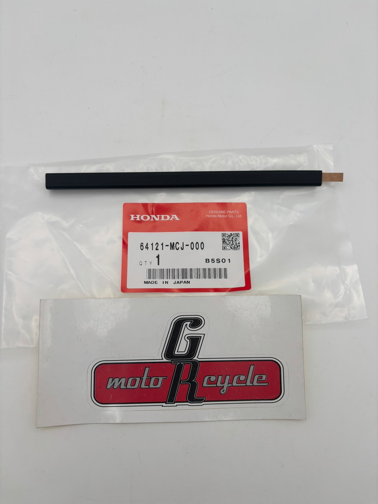 HONDA RUBBER PROTECTOR 64121-MCJ-000 H171
