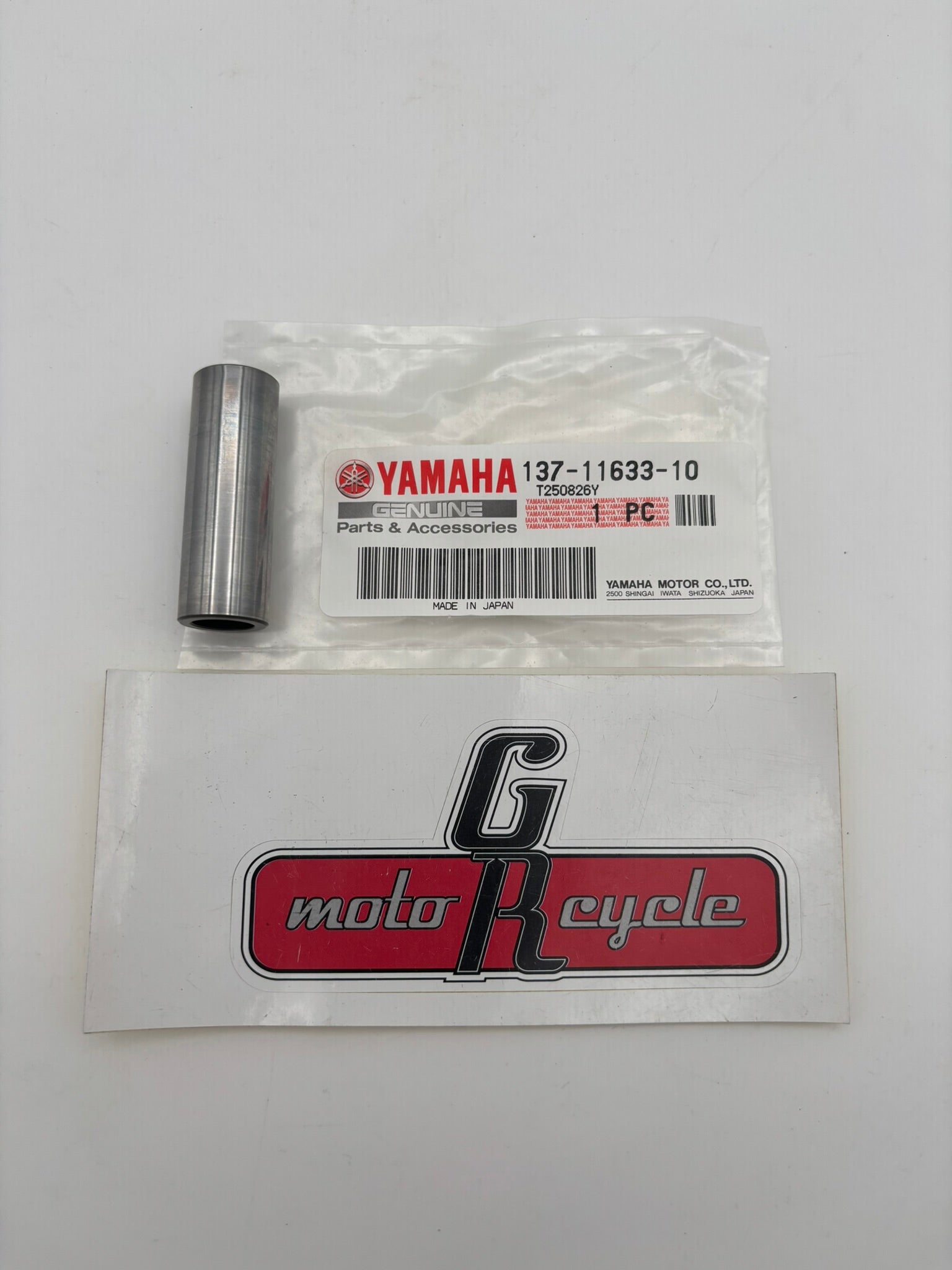 YAMAHA PISTON PIN (SUB 137-11633-00-00 ) 137-11633-10-00 Y126