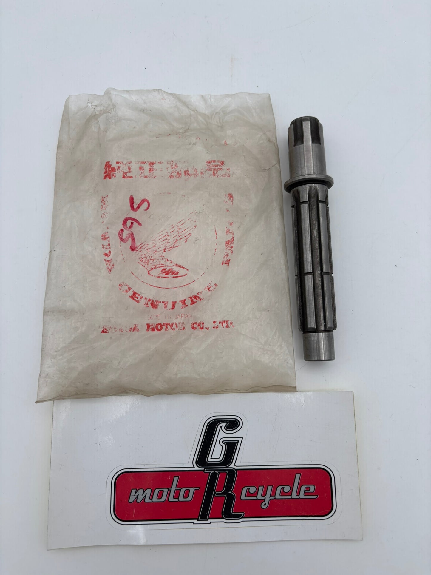HONDA S65 TRANSMISSION COUNTER SHAFT (SUB 23221-035-010 ) 23221-035-000 H88