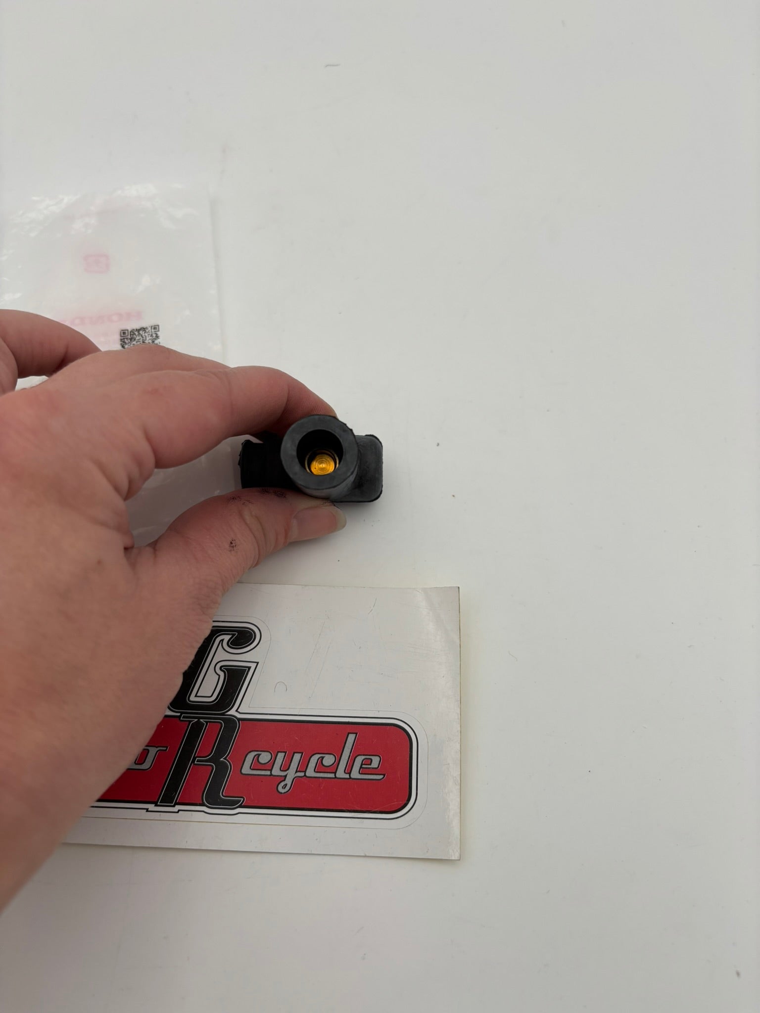 HONDA NOISE CAP ASSY 30700-KA5-771 H98