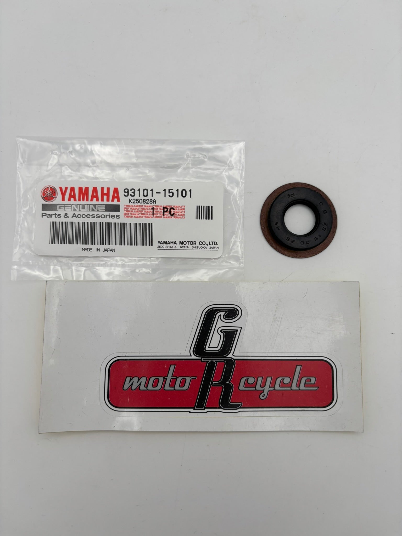 YAMAHA OIL SEAL 93101-15101-00 Y71