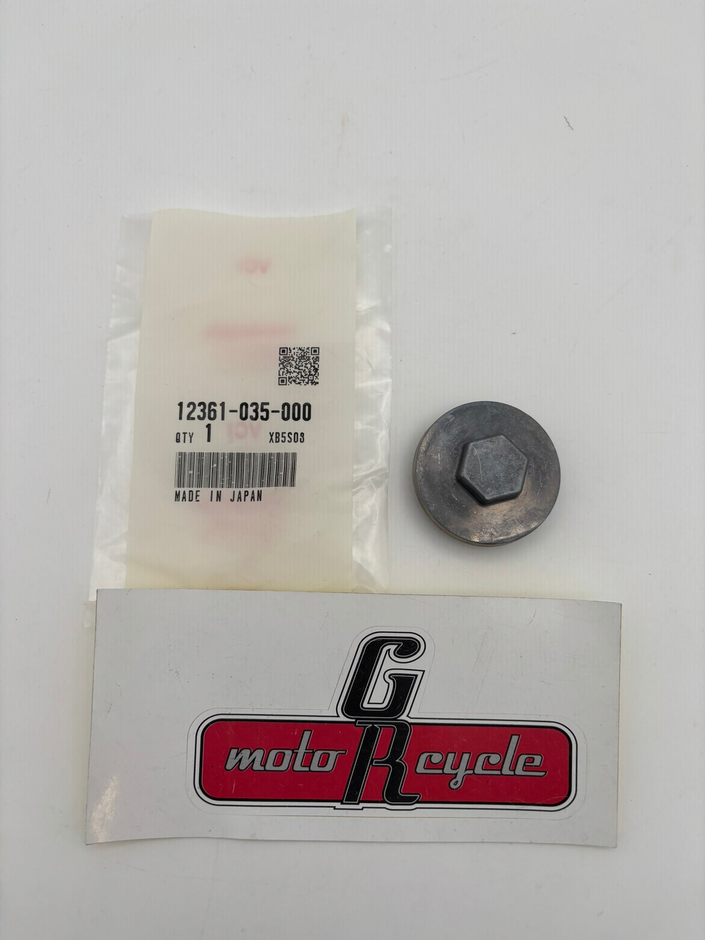 HONDA TAPPET ADJUSTING HOLE CAP (SUB 12361-300-000 ) 12361-035-000 H59