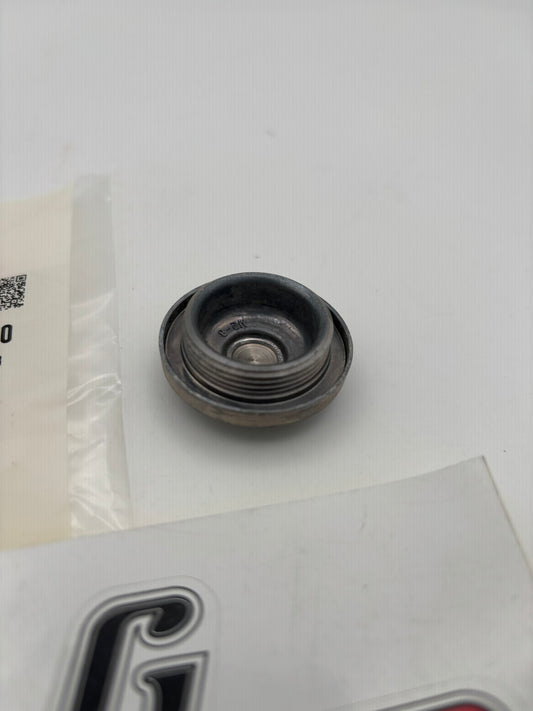 HONDA TAPPET ADJUSTING HOLE CAP (SUB 12361-300-000 ) 12361-035-000 H59