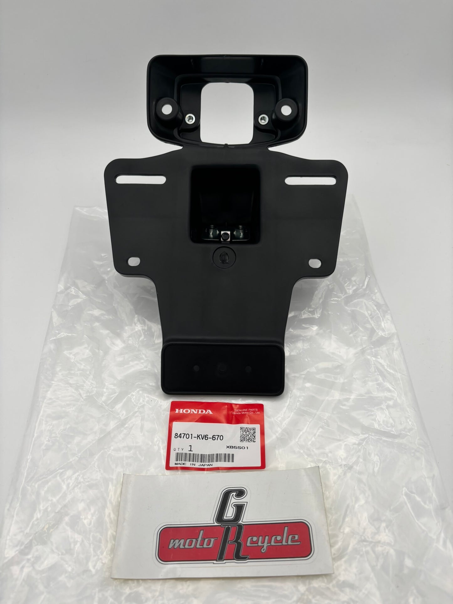 HONDA NUMBER PLATE BRACKET 84701-KV6-670 H100