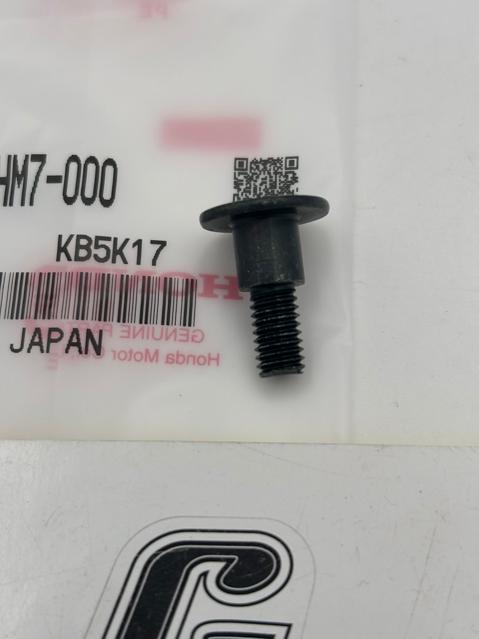 HONDA SPECIAL SCREW (6X8) 90102-HM7-000 H102