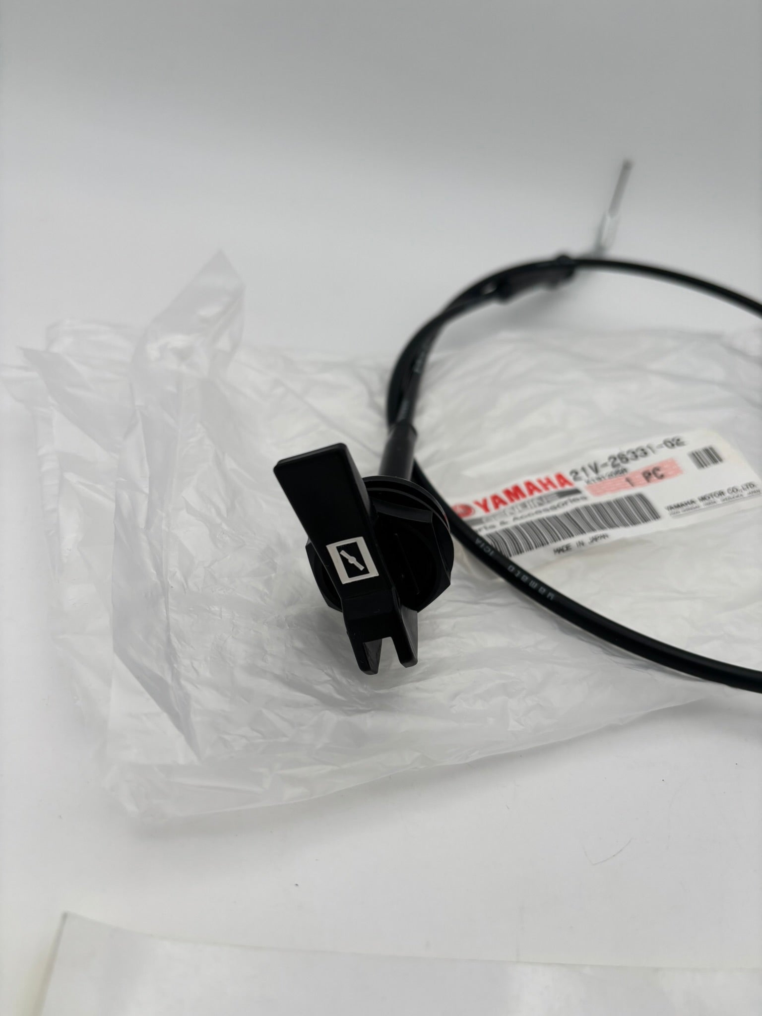 YAMAHA STARTER CABLE 1 (SUB 21V-26331-01-00 ) 21V-26331-02-00 Y147