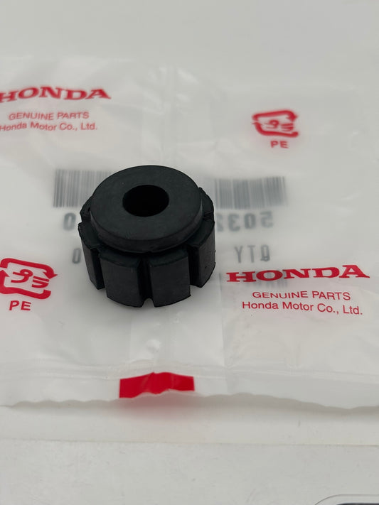 HONDA BATTERY RUBBER A 50323-300-010 H32