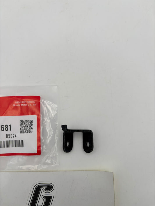 HONDA SPRING HANGER PLATE 90445-ML3-681 H100