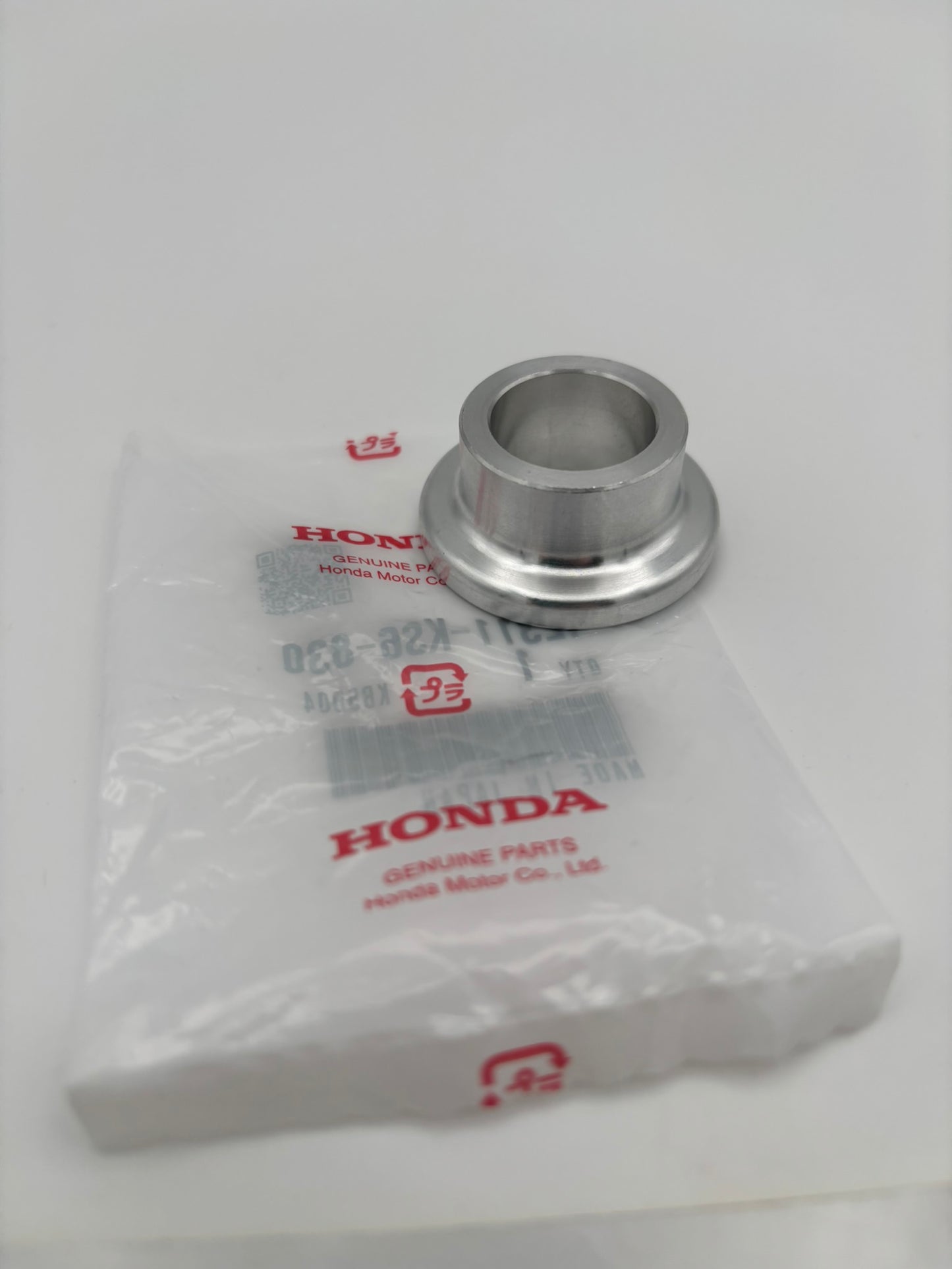 HONDA LH REAR WHEEL COLLAR 42311-KS6-830 H100