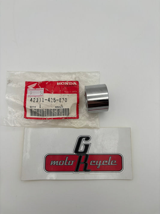 HONDA REAR WHEEL SIDE COLLAR 42311-425-870 H39