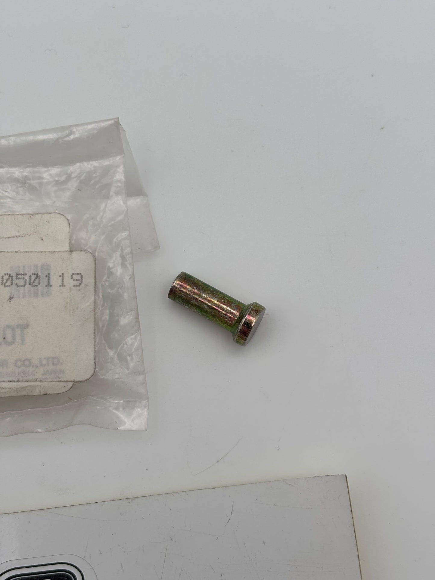 YAMAHA COUNTERSUNK RIVET (ST17.2MM) 90261-06033-00 Y82