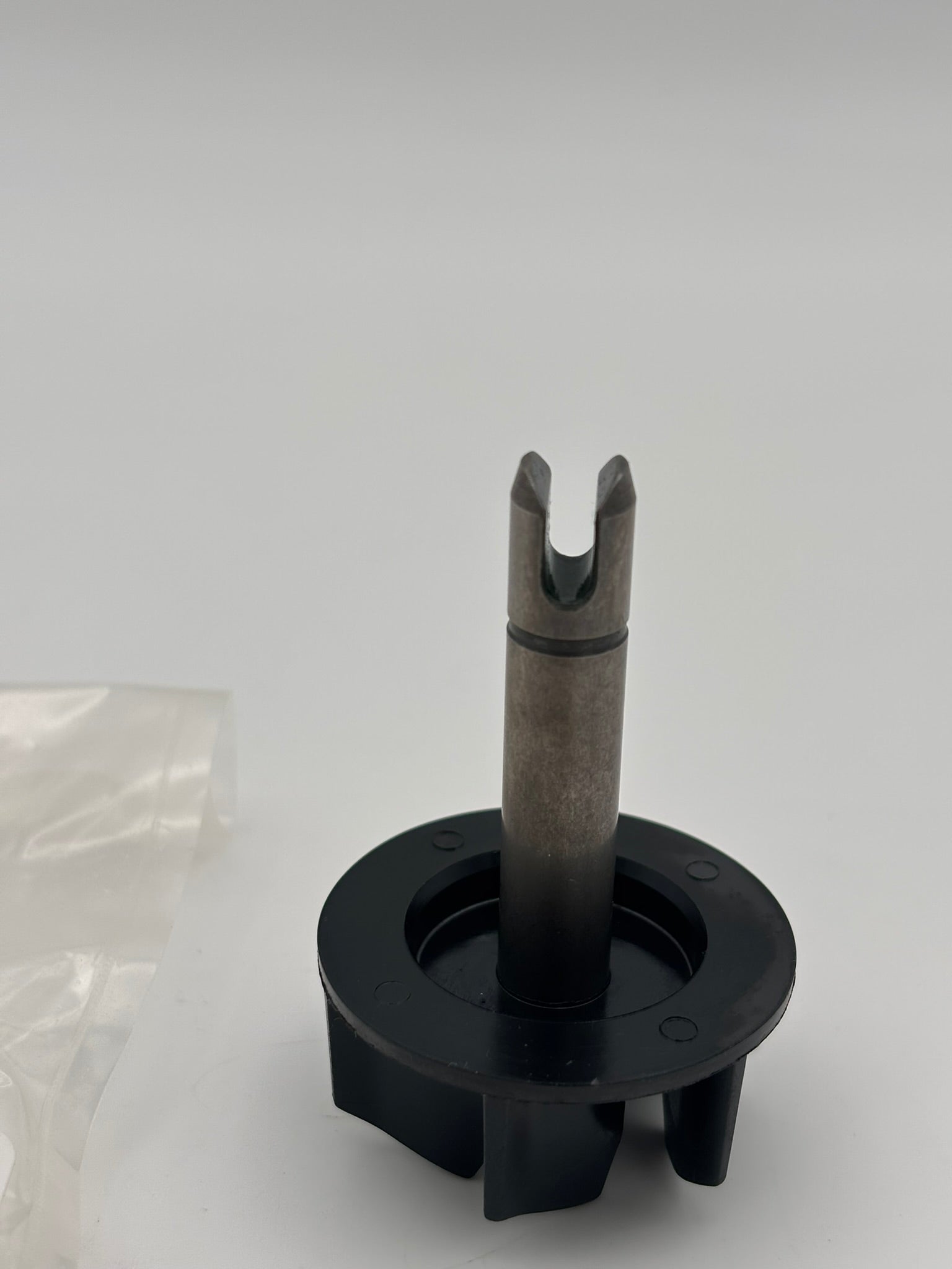 YAMAHA IMPELLER SHAFT 3B4-12450-00-00 Y24