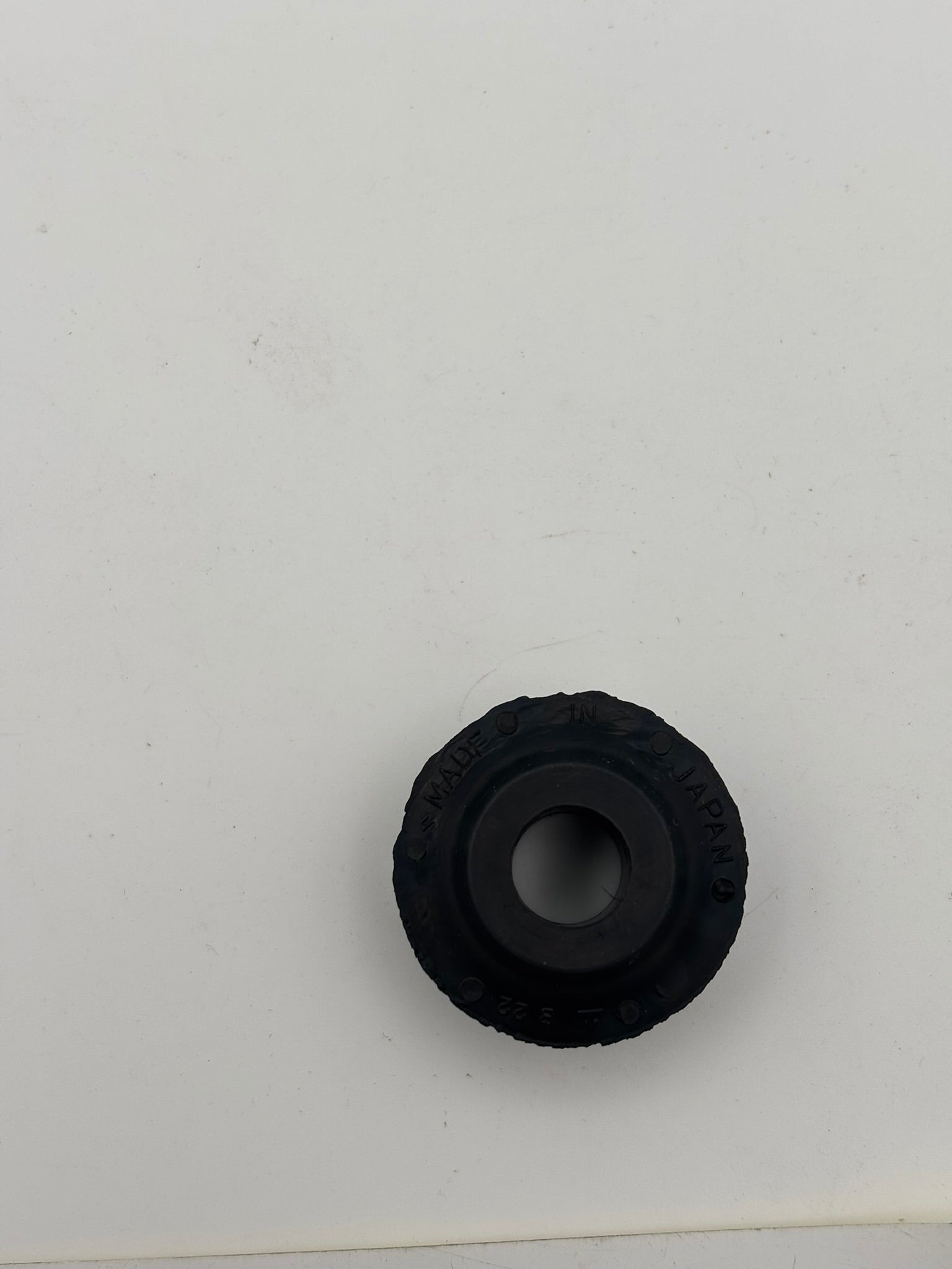 SUZUKI CHAIN GUIDE ROLLER (SUB 61345-41100 ) 61345-41101 S53