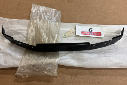 YAMAHA FRAME RNFCMNT 1. 8H8-21986-00-00 Y13