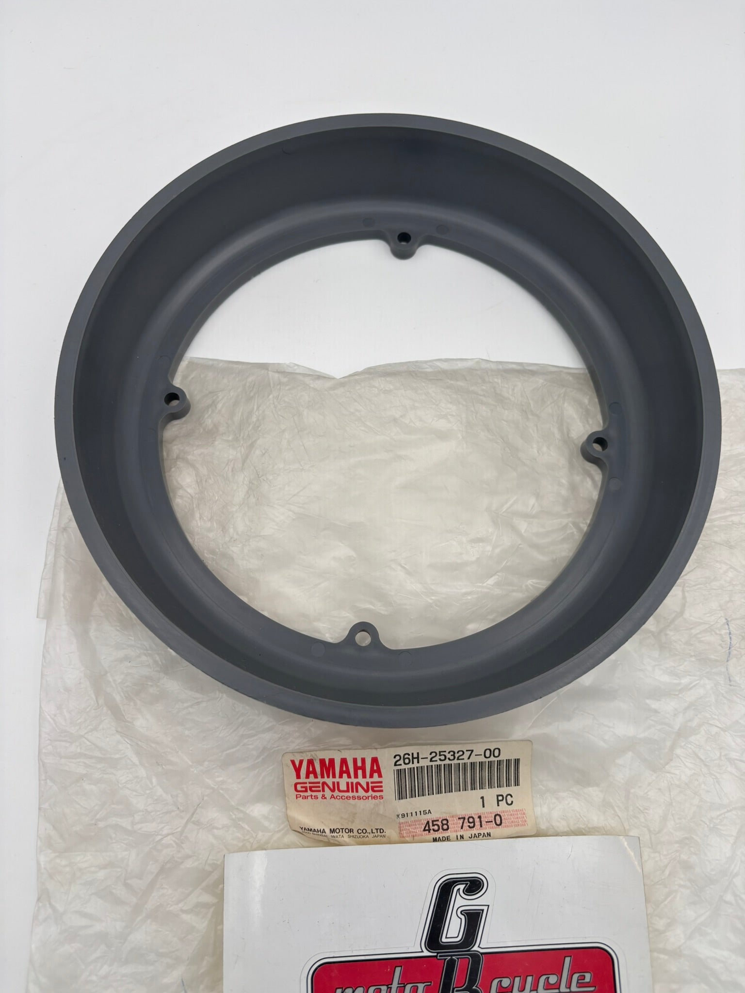 YAMAHA PLATE COVER 26H-25327-00-00 Y13