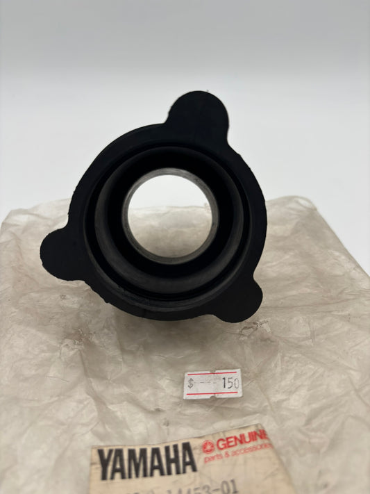 YAMAHA AIR CLEANER JOINT 1. 8L0-14453-01-00 Y13