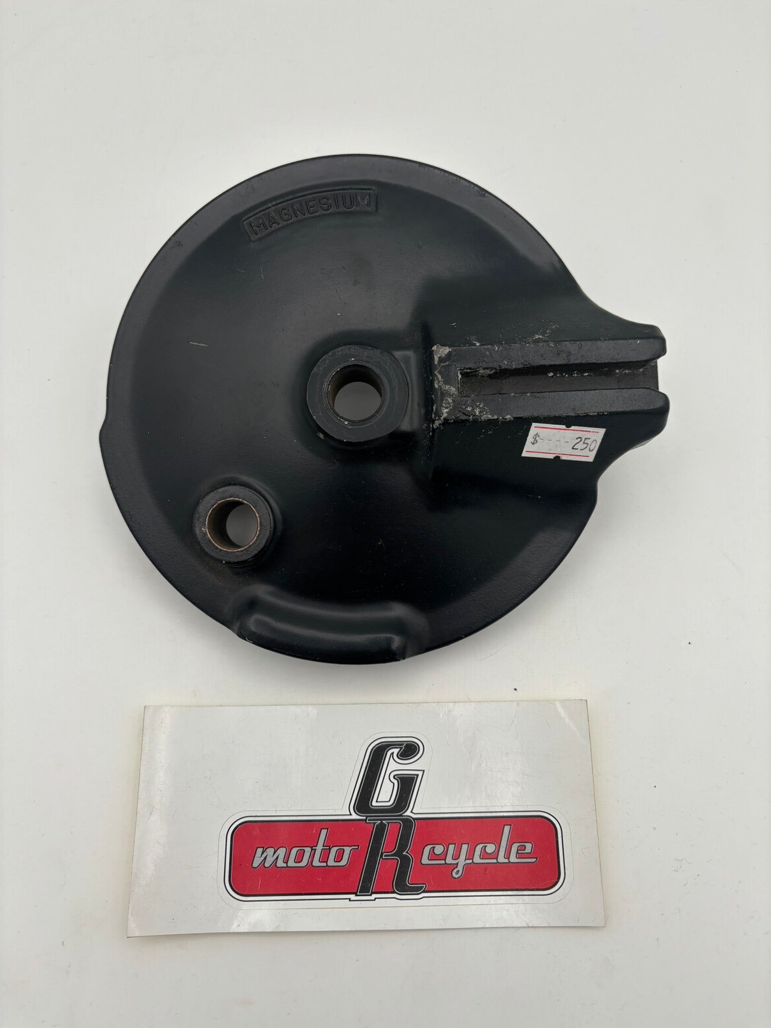 YAMAHA FRONT WHEEL BRAKE PLATE 1W1-25016-11-98-2 Y14
