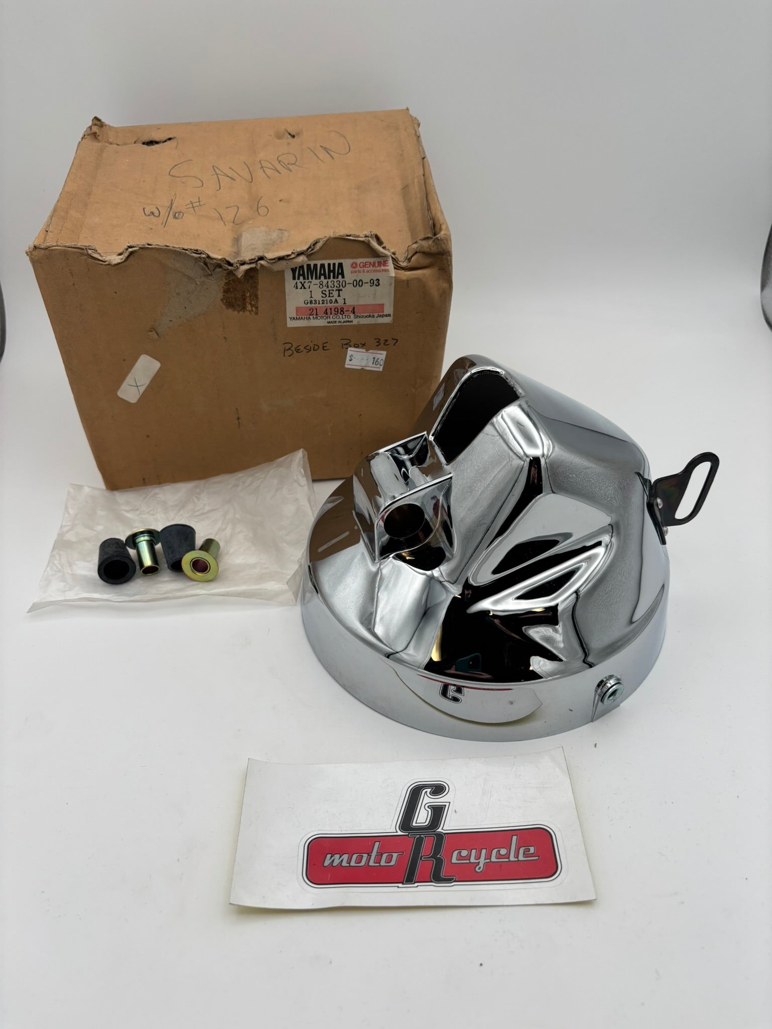 YAMAHA HEADLIGHT BODY  CHROME 4X7-84330-00-93 Y14