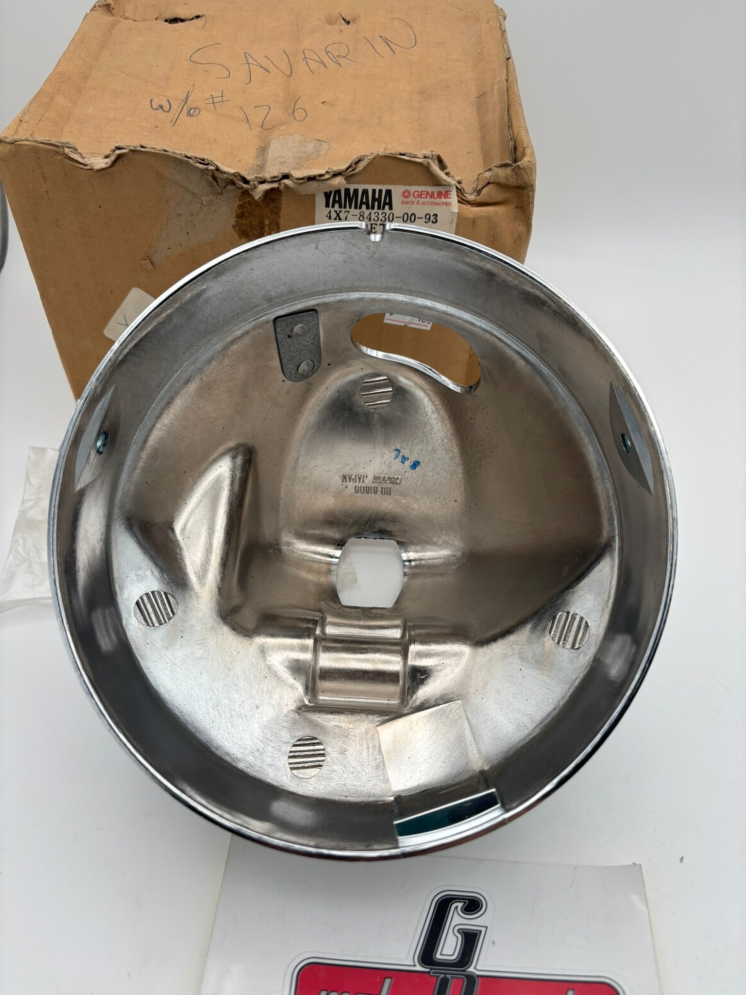 YAMAHA HEADLIGHT BODY  CHROME 4X7-84330-00-93 Y14