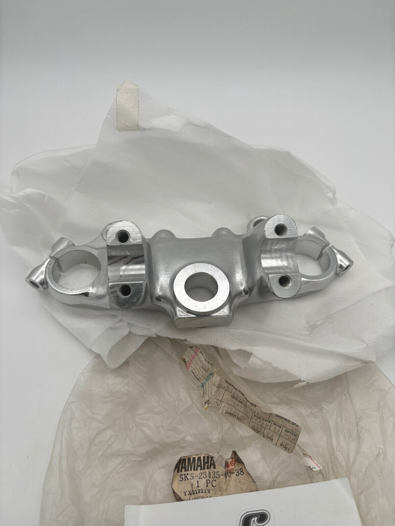 YAMAHA HANDLE CROWN 5K5-23435-00-38 Y14