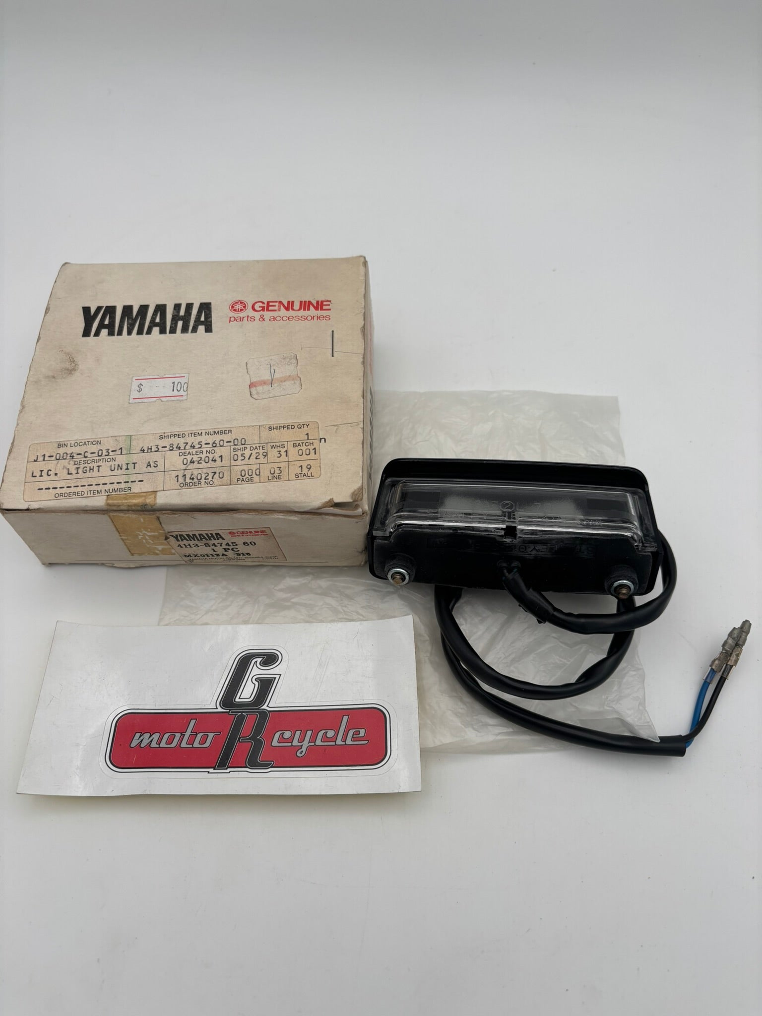 YAMAHA LICENCE LIGHT UNIT (SUB 11H-84745-60-00 2AX-84745-00-00 ) 4H3-84745-60-00 Y14