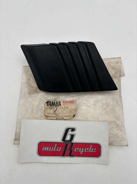 YAMAHA BUMPER END 8M6-77524-00-00 Y14