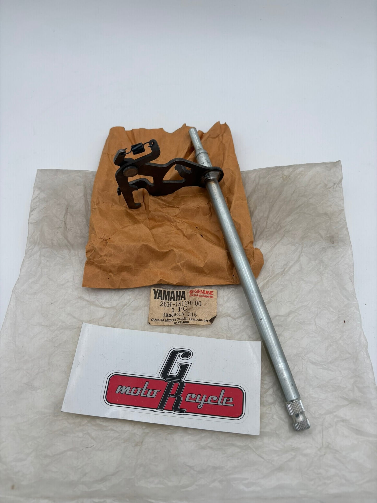 YAMAHA SHIFT LEVER ASSY 26H-18120-00-00 Y14