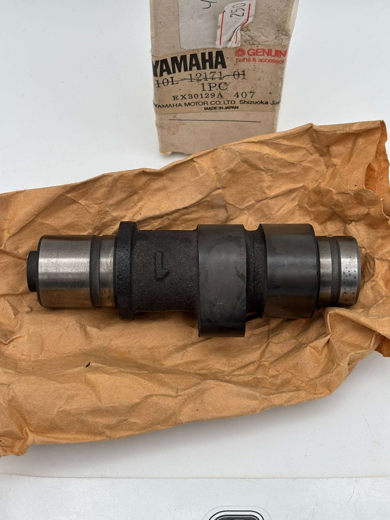 YAMAHA CAMSHAFT 1. (SUB 42H-12171-00-00 ) 10L-12171-01-00 Y14