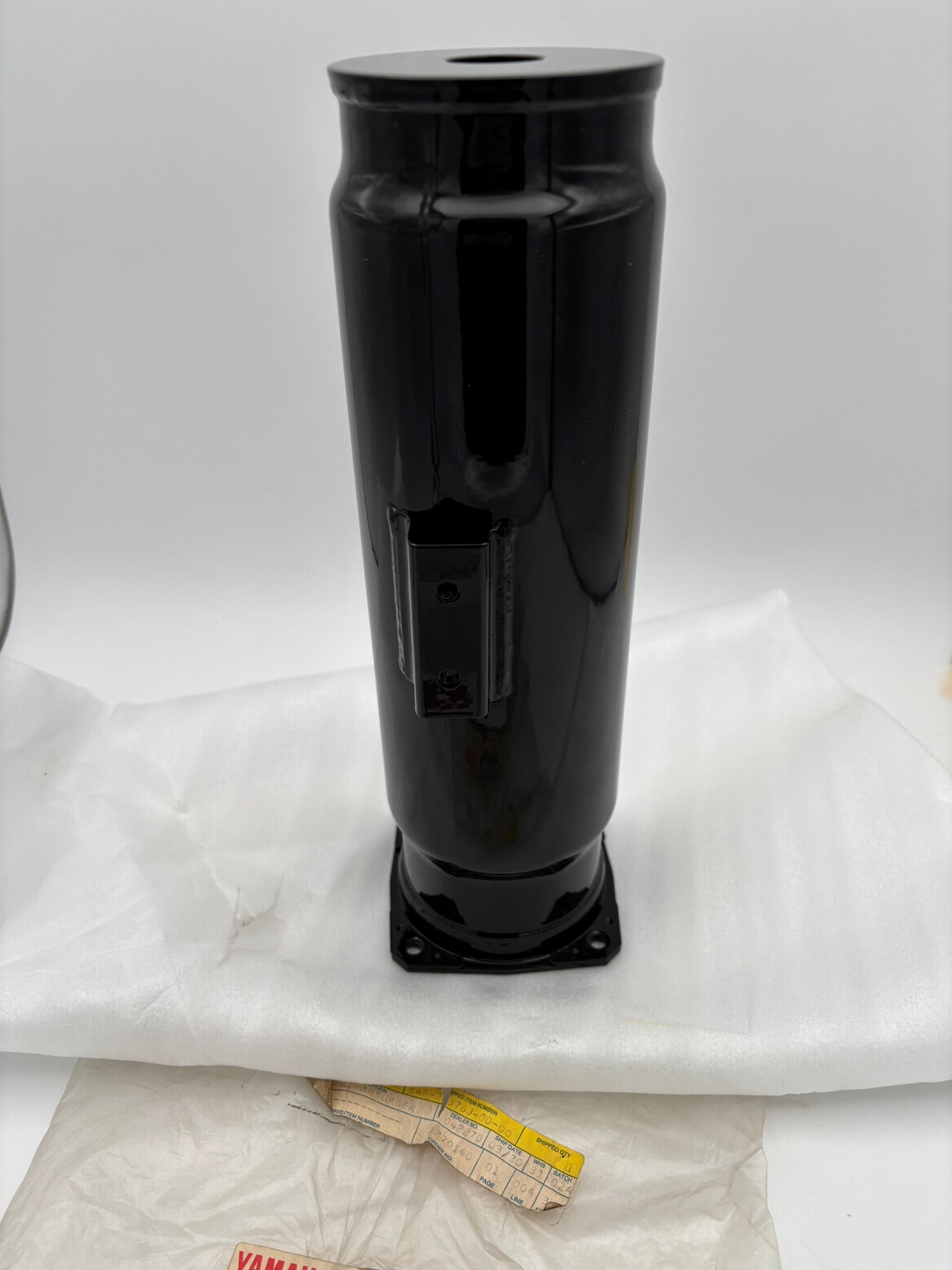 YAMAHA ABSORBER HOLDER (SUB 8AB-2376J-10-00 ) 8AB-2376J-00-00 Y15