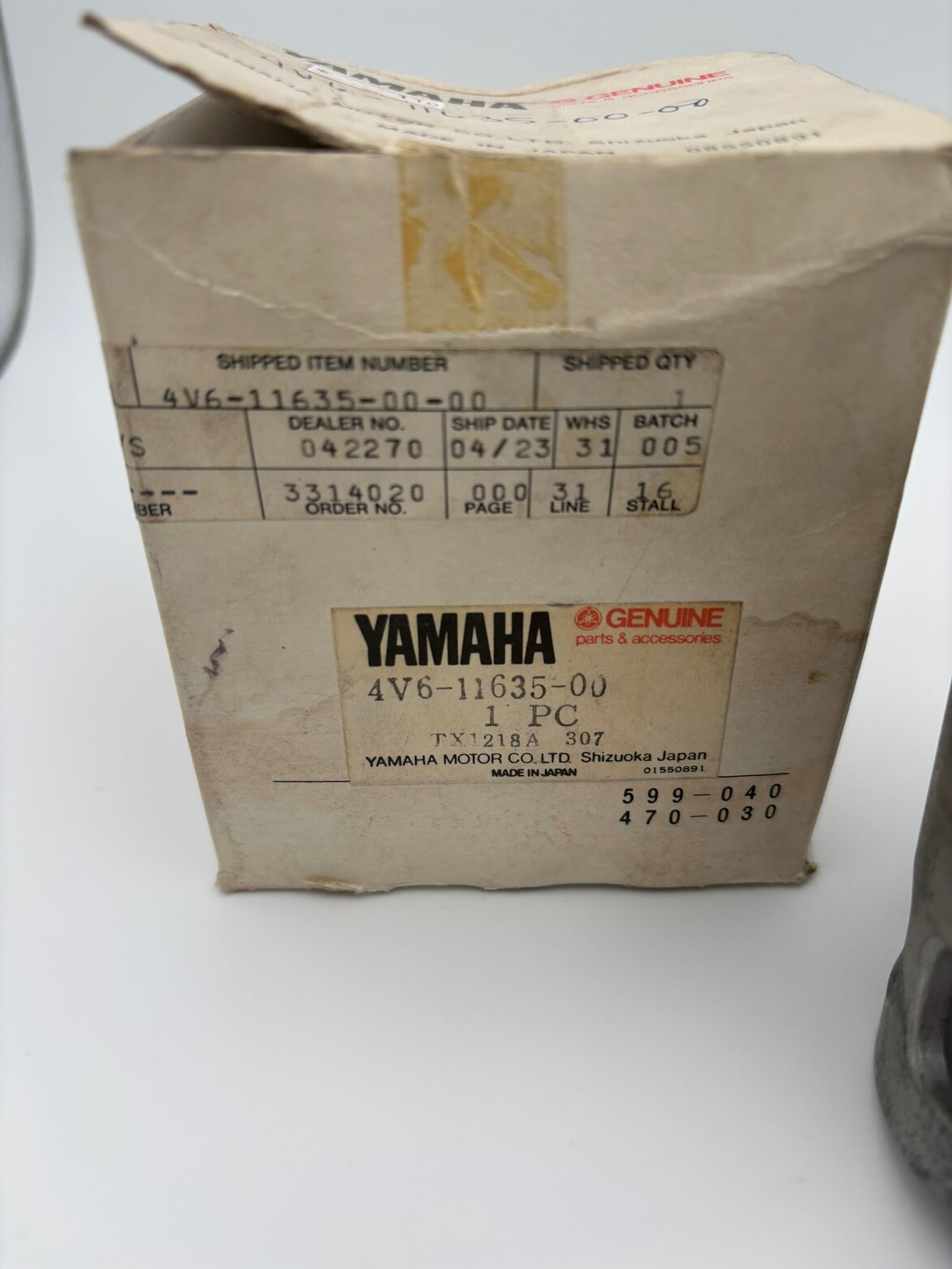 YAMAHA PISTON (0.25MM O/S) 4V6-11635-00-00 Y15