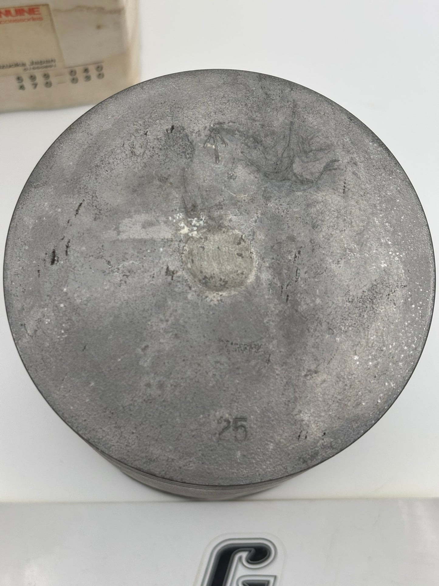 YAMAHA PISTON (0.25MM O/S) 4V6-11635-00-00 Y15