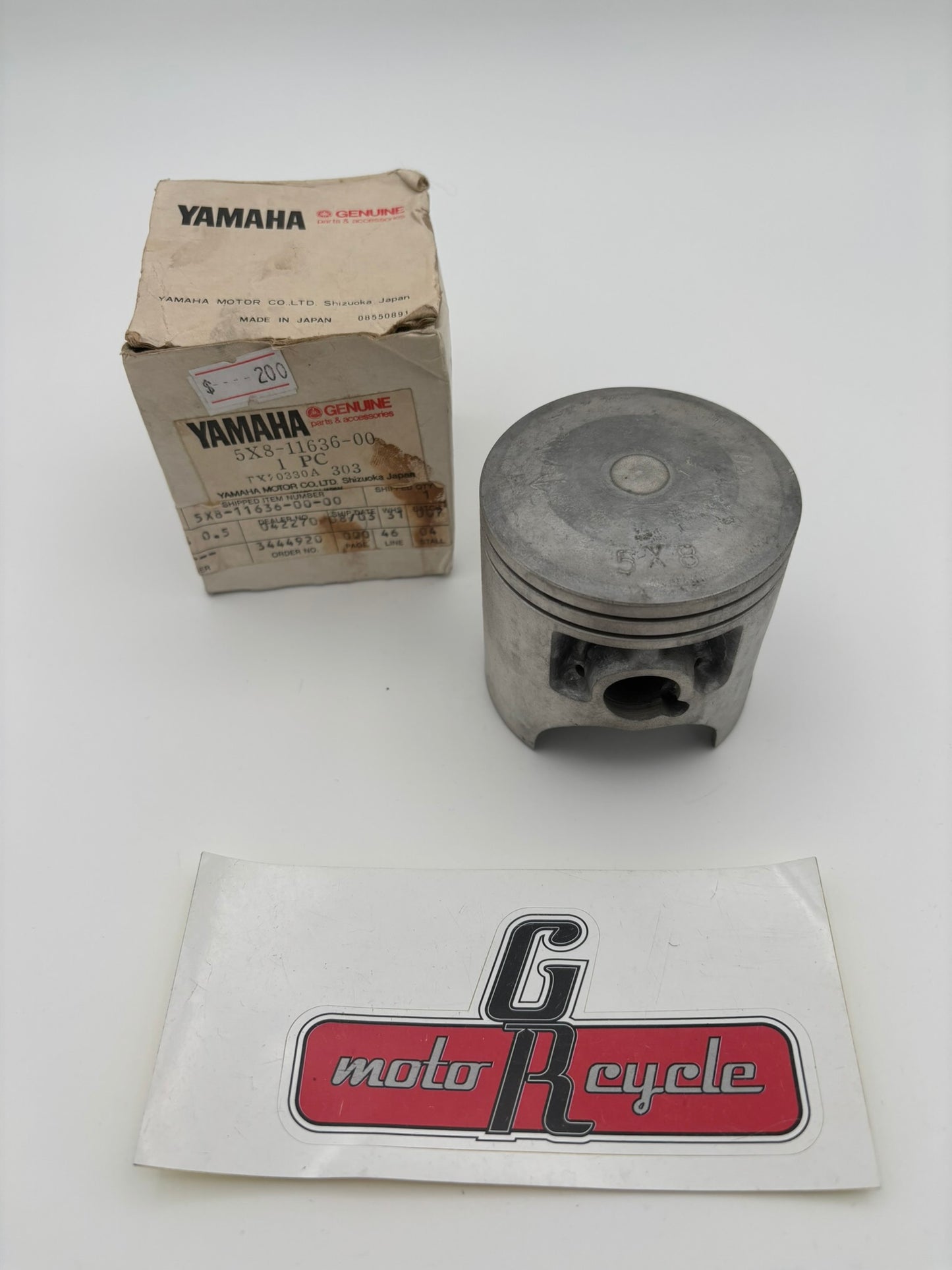 YAMAHA PISTON (0.50MM O/S) 5X8-11636-00-00 Y15