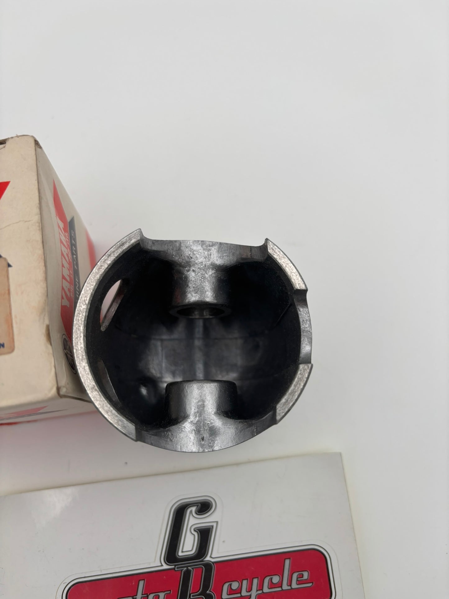 YAMAHA PISTON (0.25MM O/S) 1A1-11635-00-00 Y16