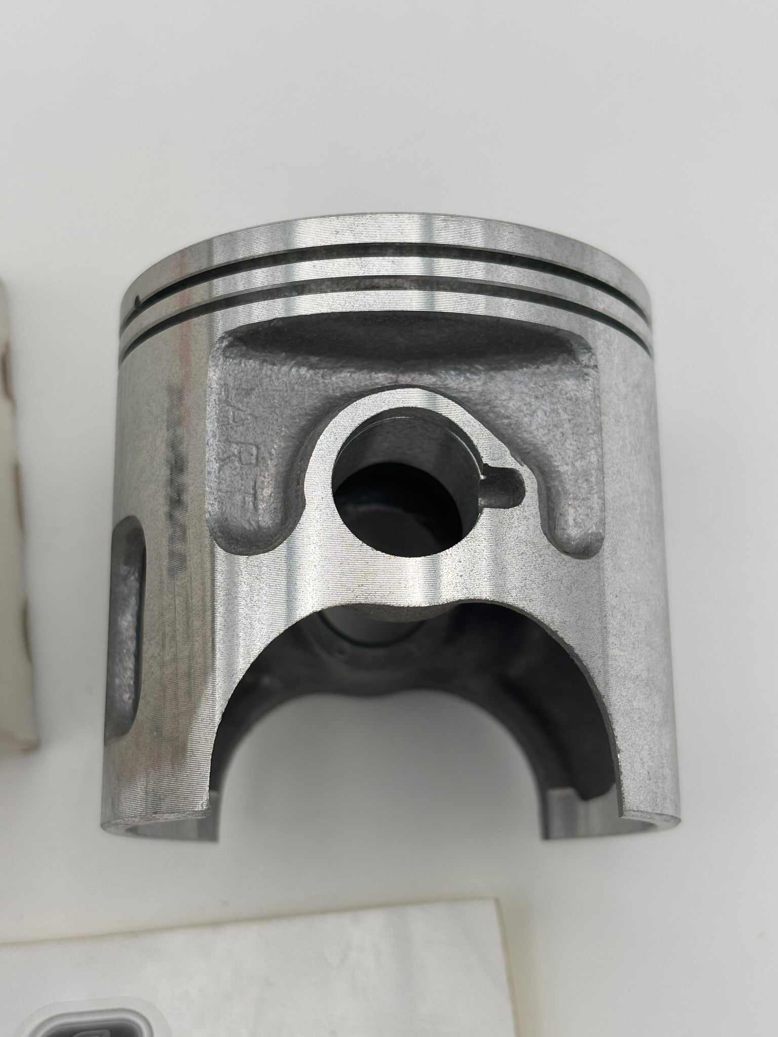 YAMAHA PISTON (0.50MM O/S) 2N5-11636-00-00 Y16