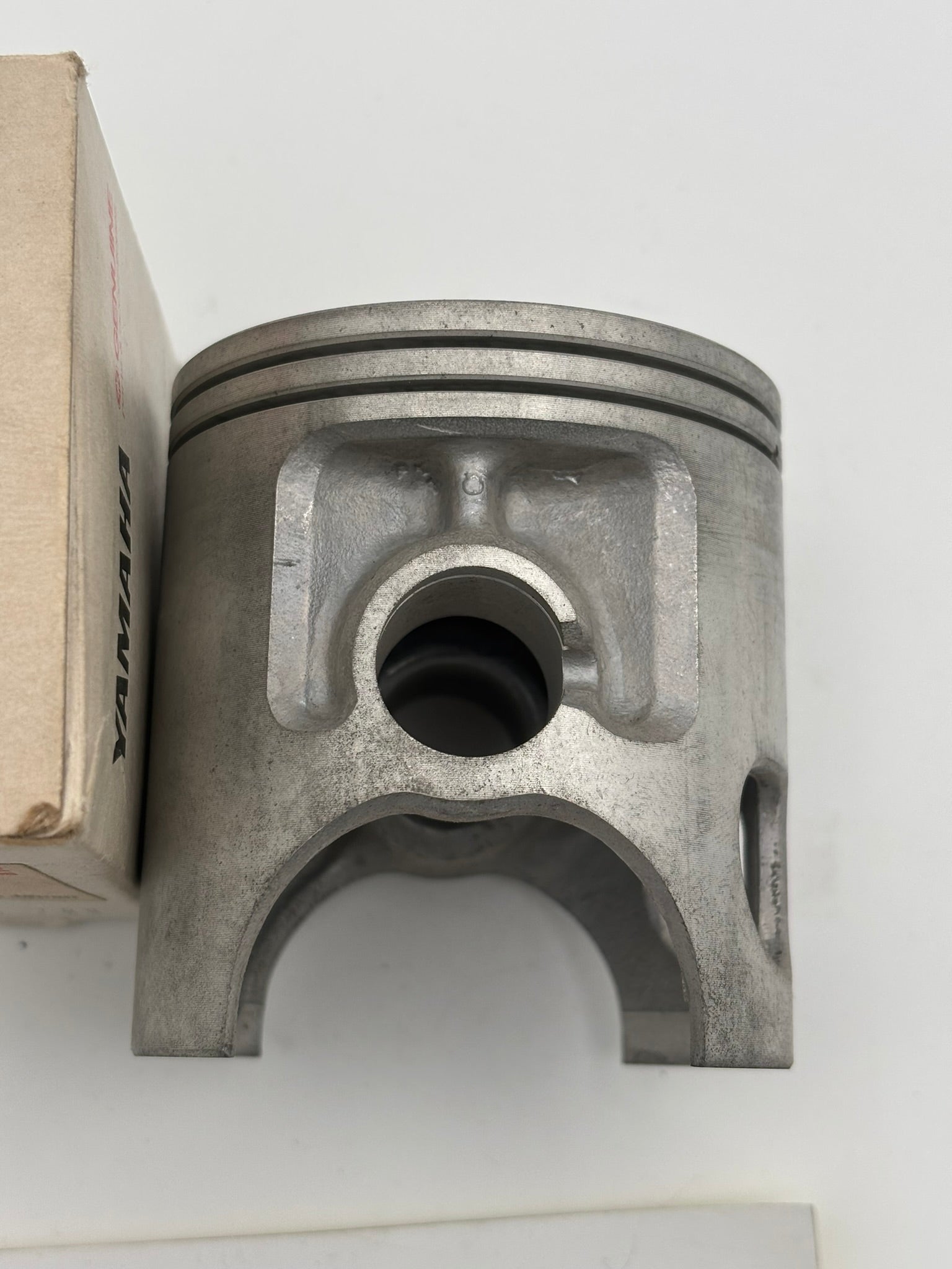 YAMAHA PISTON (0.50MM O/S) 25Y-11636-00-00 Y16