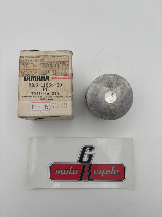 YAMAHA PISTON (0.50MM O/S) 5X3-11636-00-00 Y16