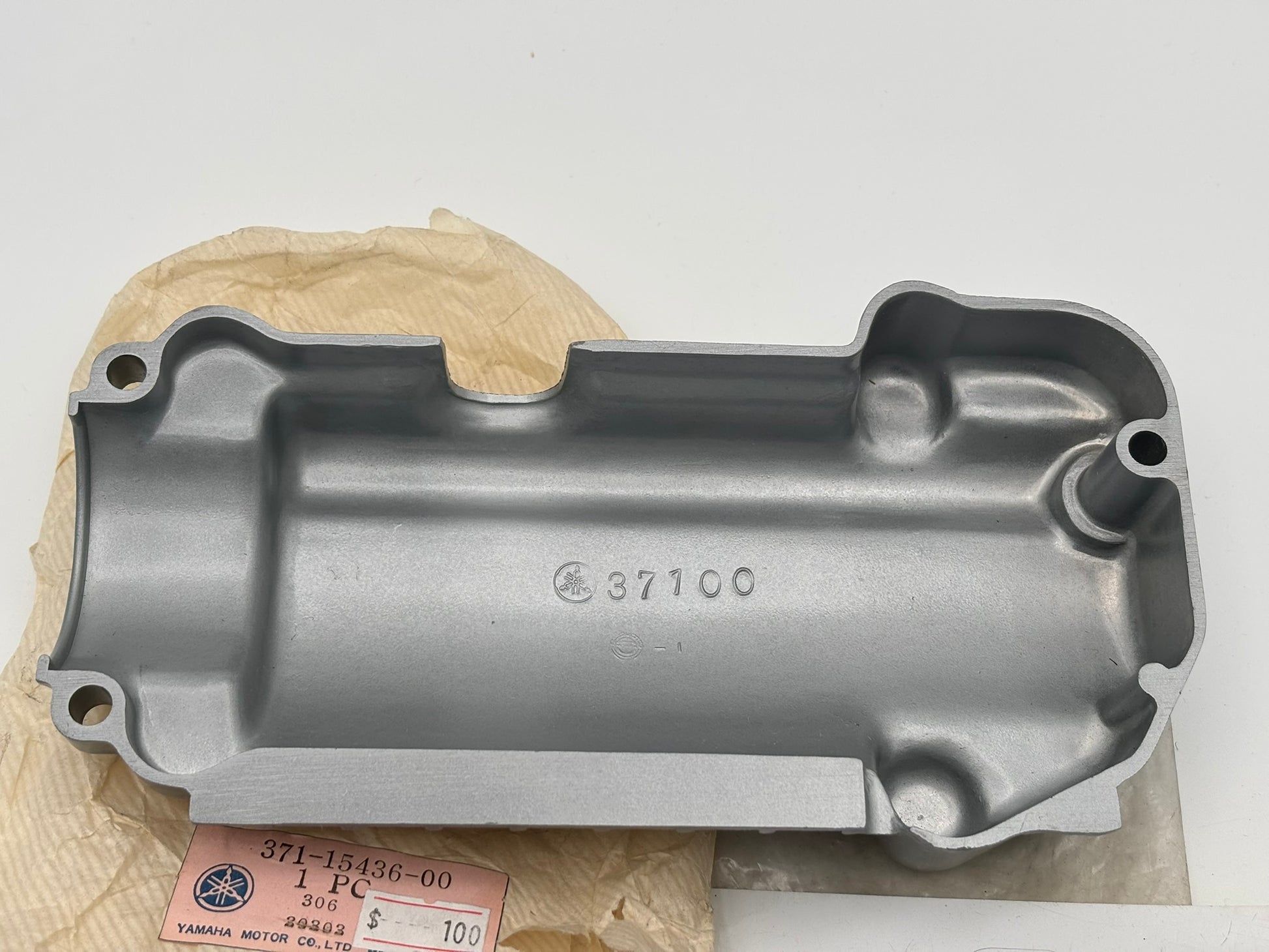 YAMAHA STARTING MOTOR COVER 371-15436-00-00 Y16
