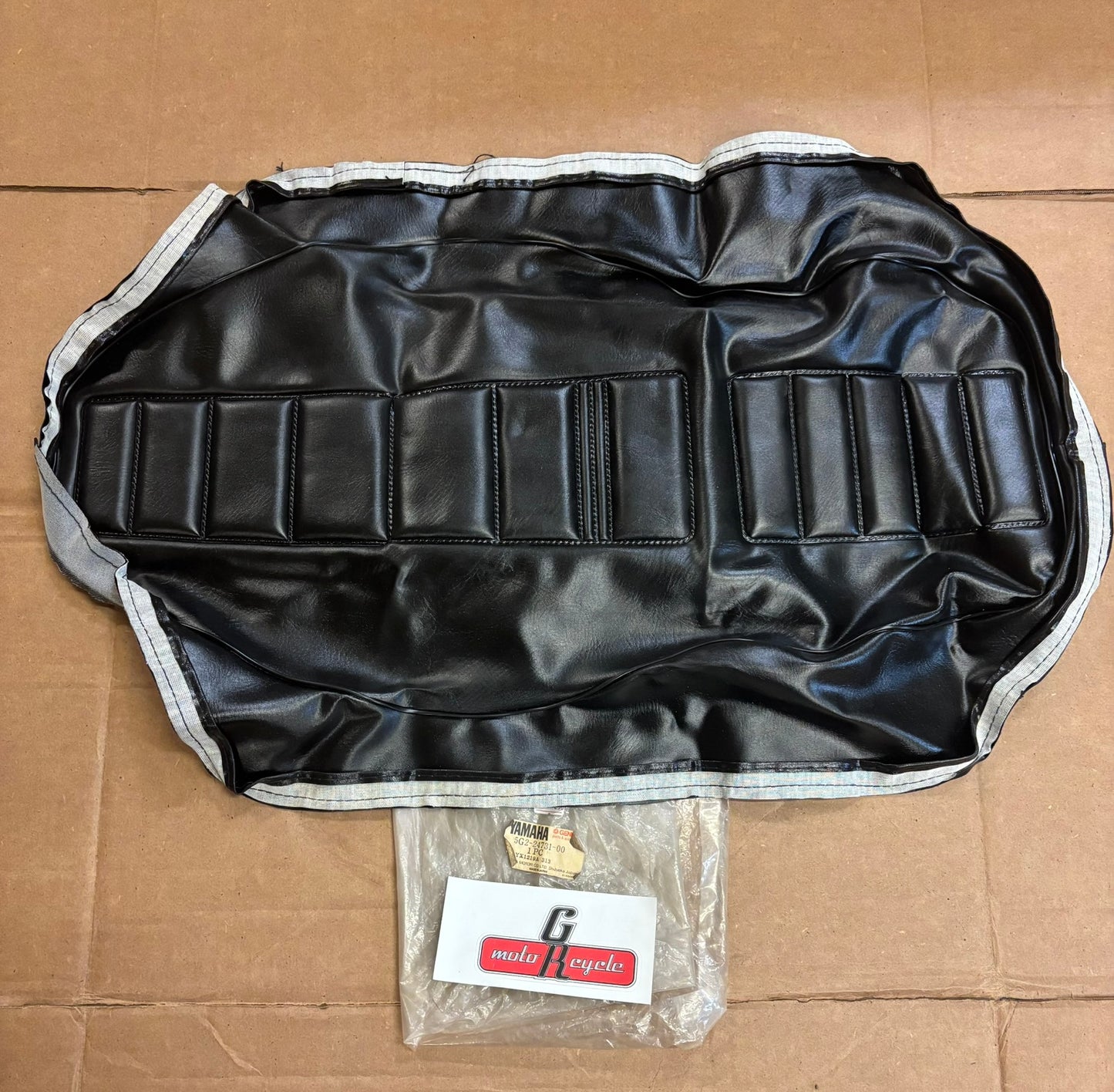 YAMAHA DOUBLE SEAT COVER 5G2-24731-00-00 Y16