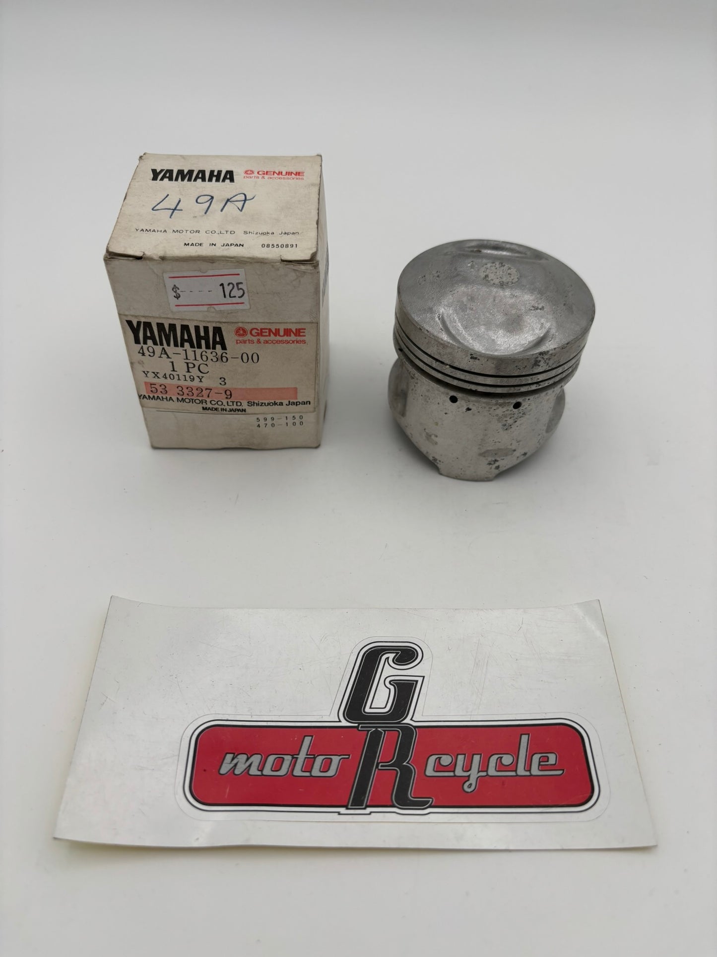 YAMAHA PISTON (0.50MM O/S) 49A-11636-00-00 Y17