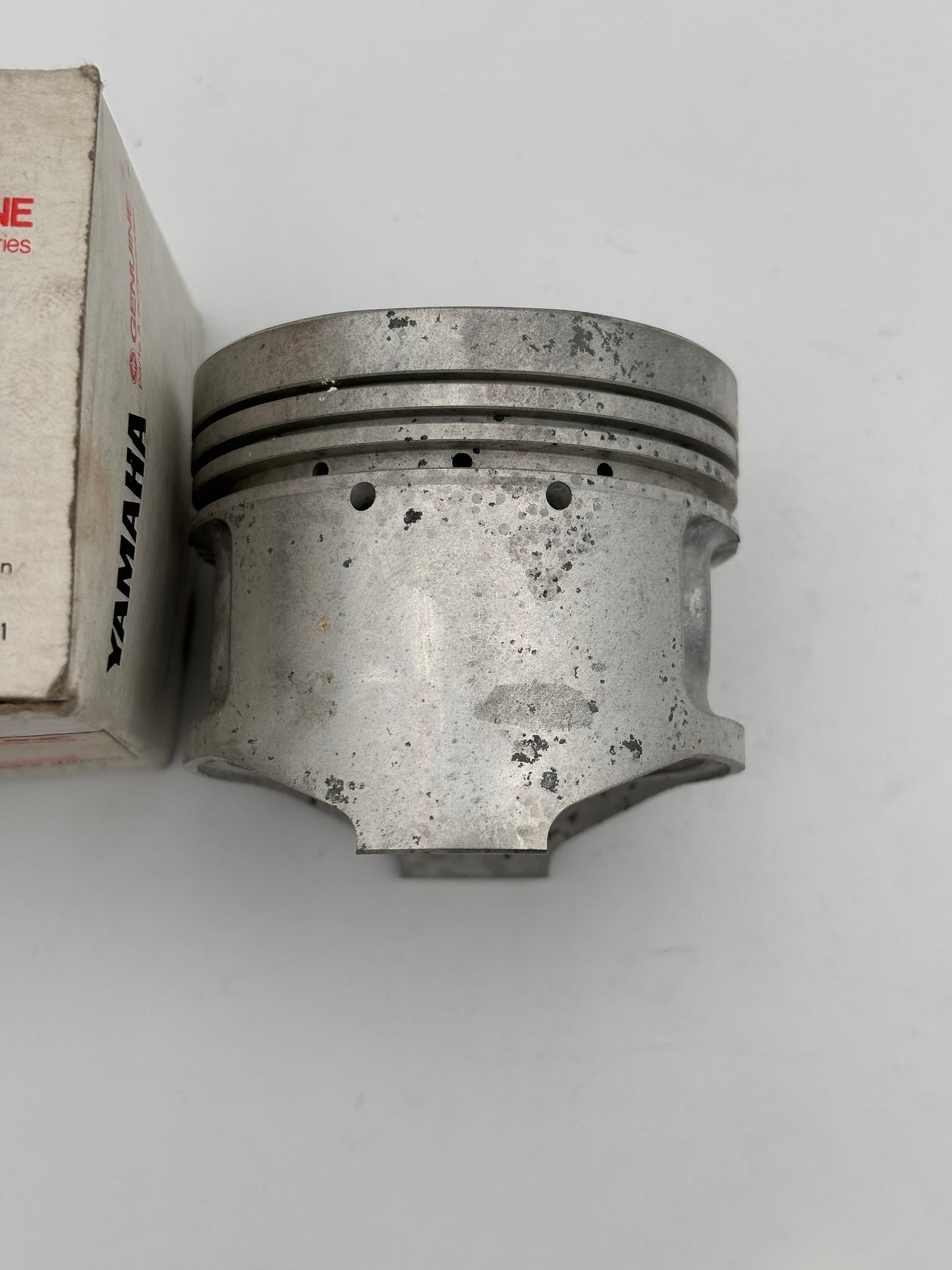 YAMAHA PISTON (0.50MM O/S) 49A-11636-00-00 Y17